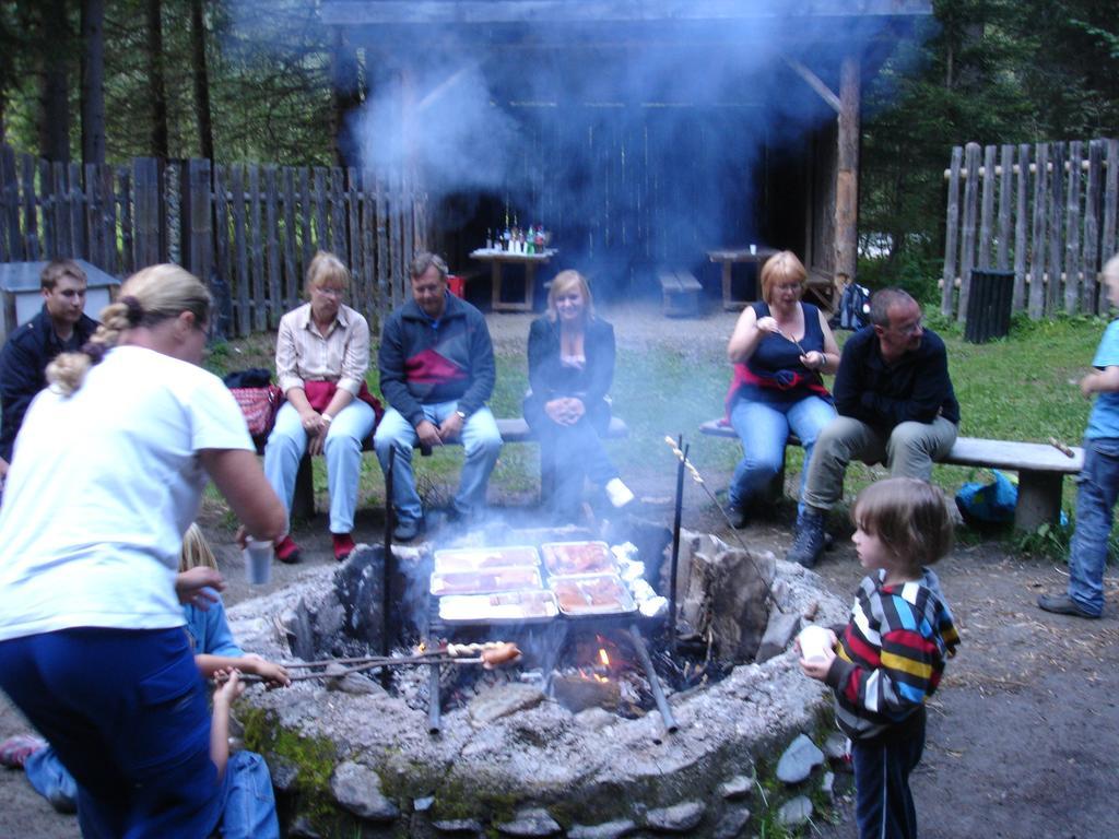 Familienparadies Wolfgangbauer Heiligenblut Exteriör bild